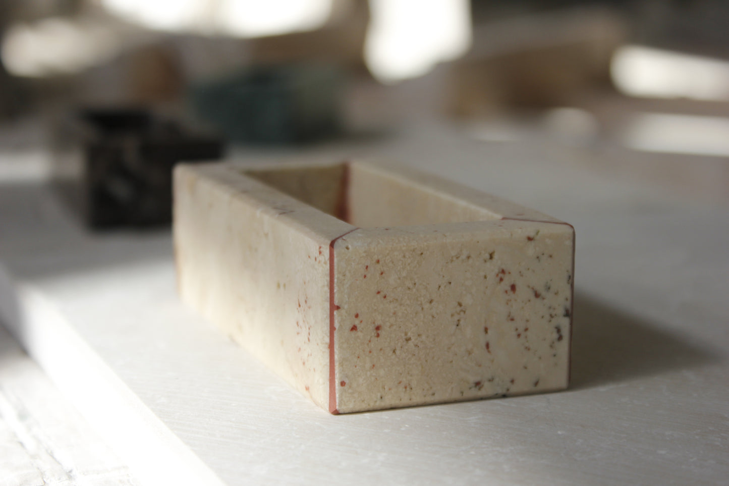 Portagioie in Marmo Verde Guatemala, Dark Emperador, Travertino, Carrara, Rosalba