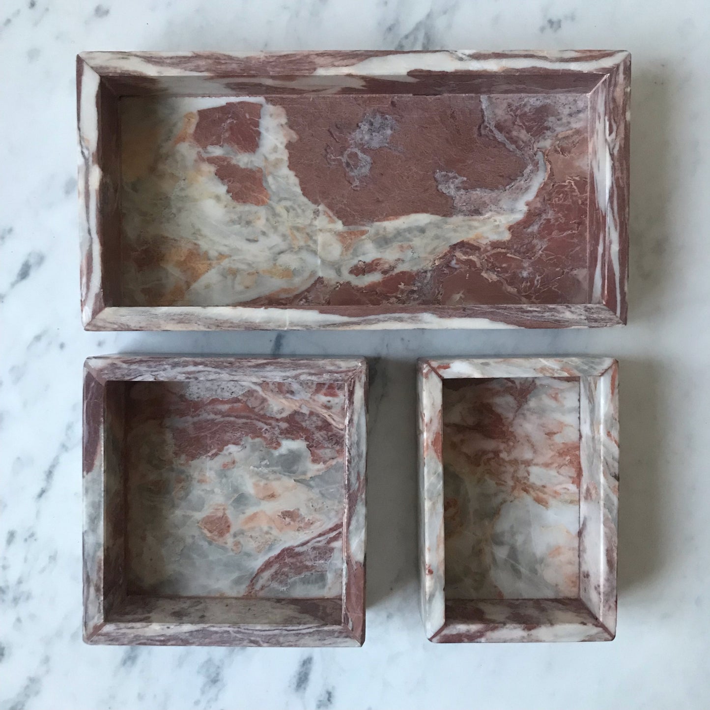Set di vassoi in marmo Melange | 3-piece set of red marble tray