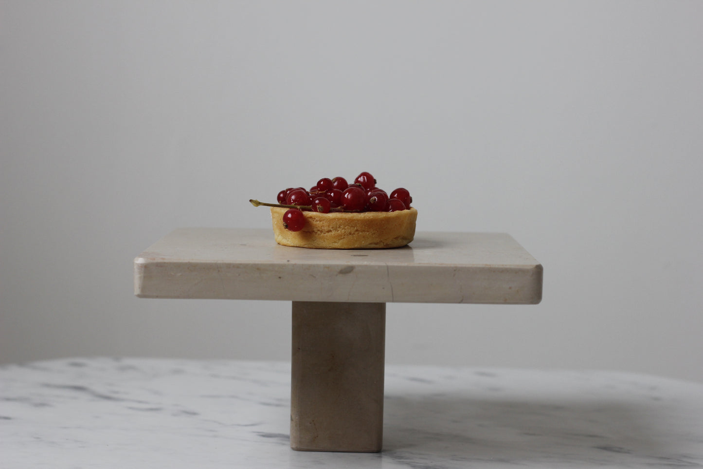 Alzatina per Dolci in Pietra Pugliese | Cake stand in Apulian Stone